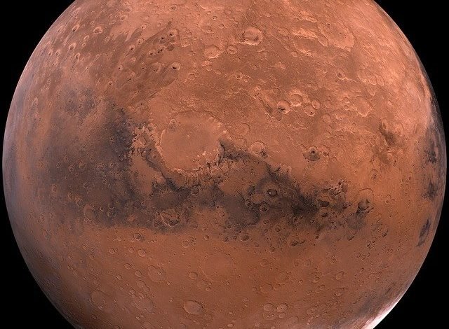 من "جسم الإنسان" .. علماء يطورون الخرسانة للبناء على المريخ!